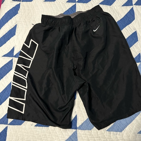 Nike Black and Gray Sports Shorts - Picture 4 of 4